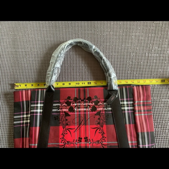 Plaid Victoria’s Secret tote - Picture 7 of 8